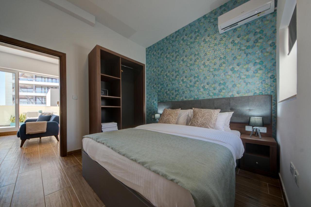 Marina Suites & Apartments - Self Catering - By Tritoni Hotels グジラ エクステリア 写真