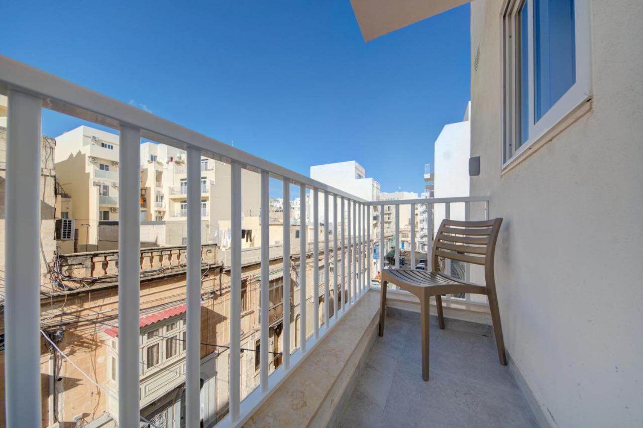 Marina Suites & Apartments - Self Catering - By Tritoni Hotels グジラ エクステリア 写真