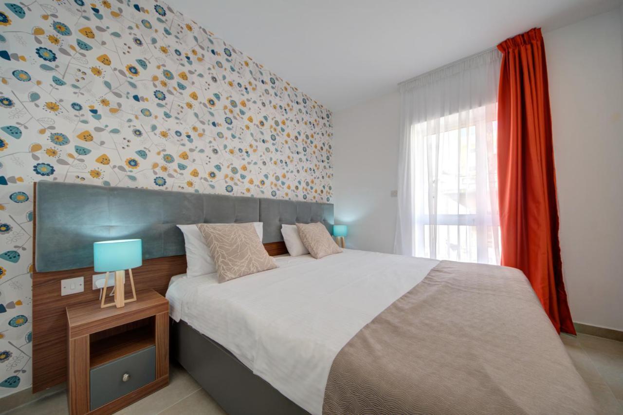 Marina Suites & Apartments - Self Catering - By Tritoni Hotels グジラ エクステリア 写真
