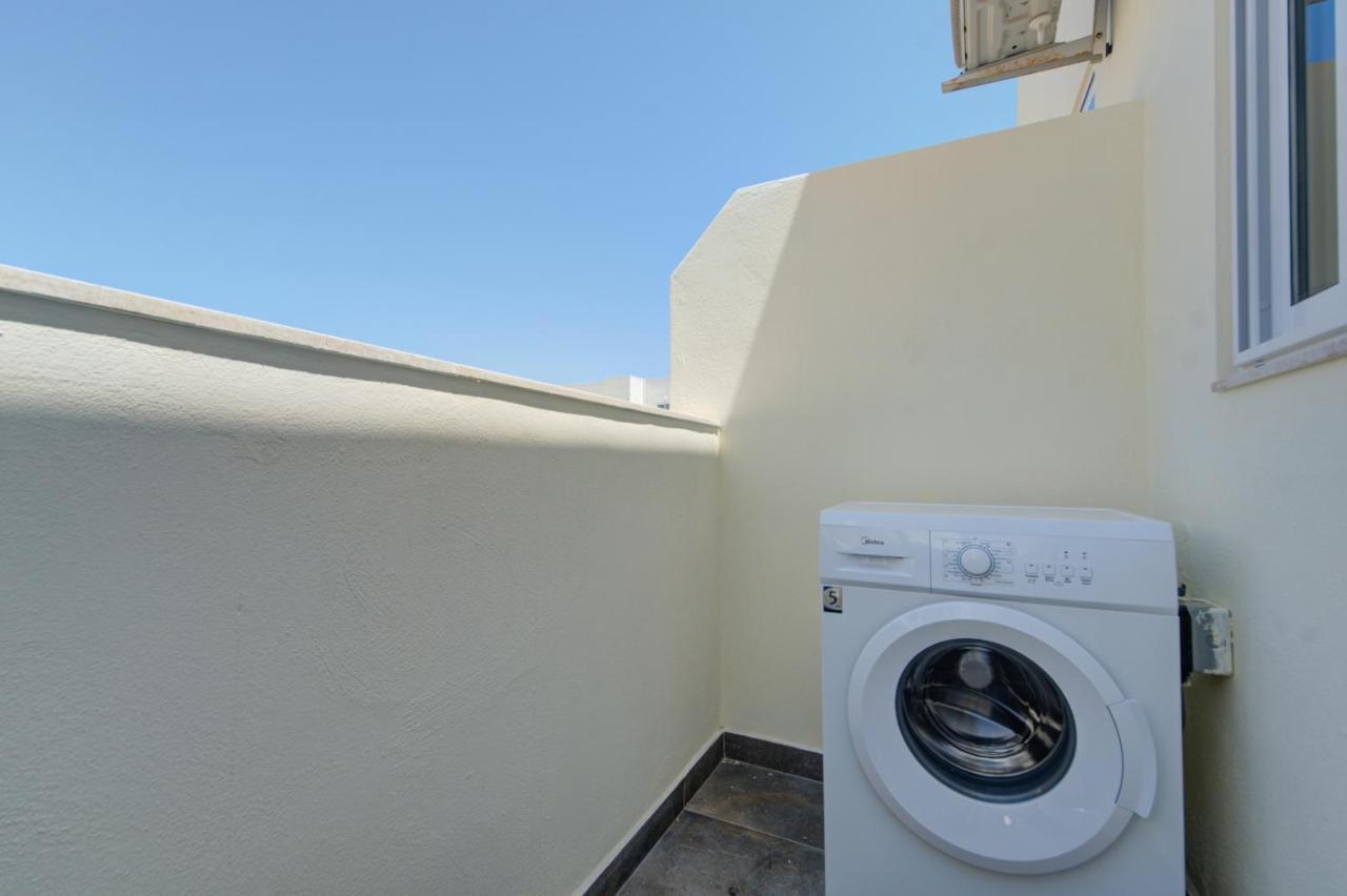 Marina Suites & Apartments - Self Catering - By Tritoni Hotels グジラ エクステリア 写真