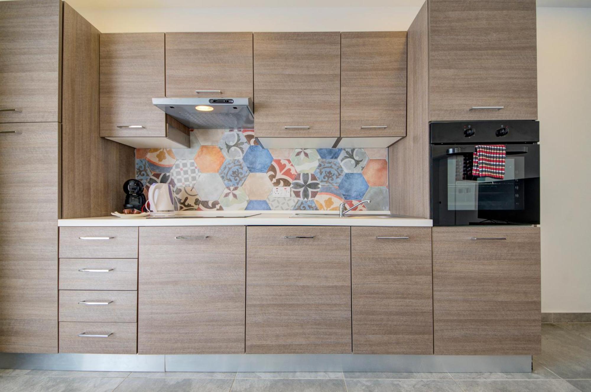 Marina Suites & Apartments - Self Catering - By Tritoni Hotels グジラ エクステリア 写真