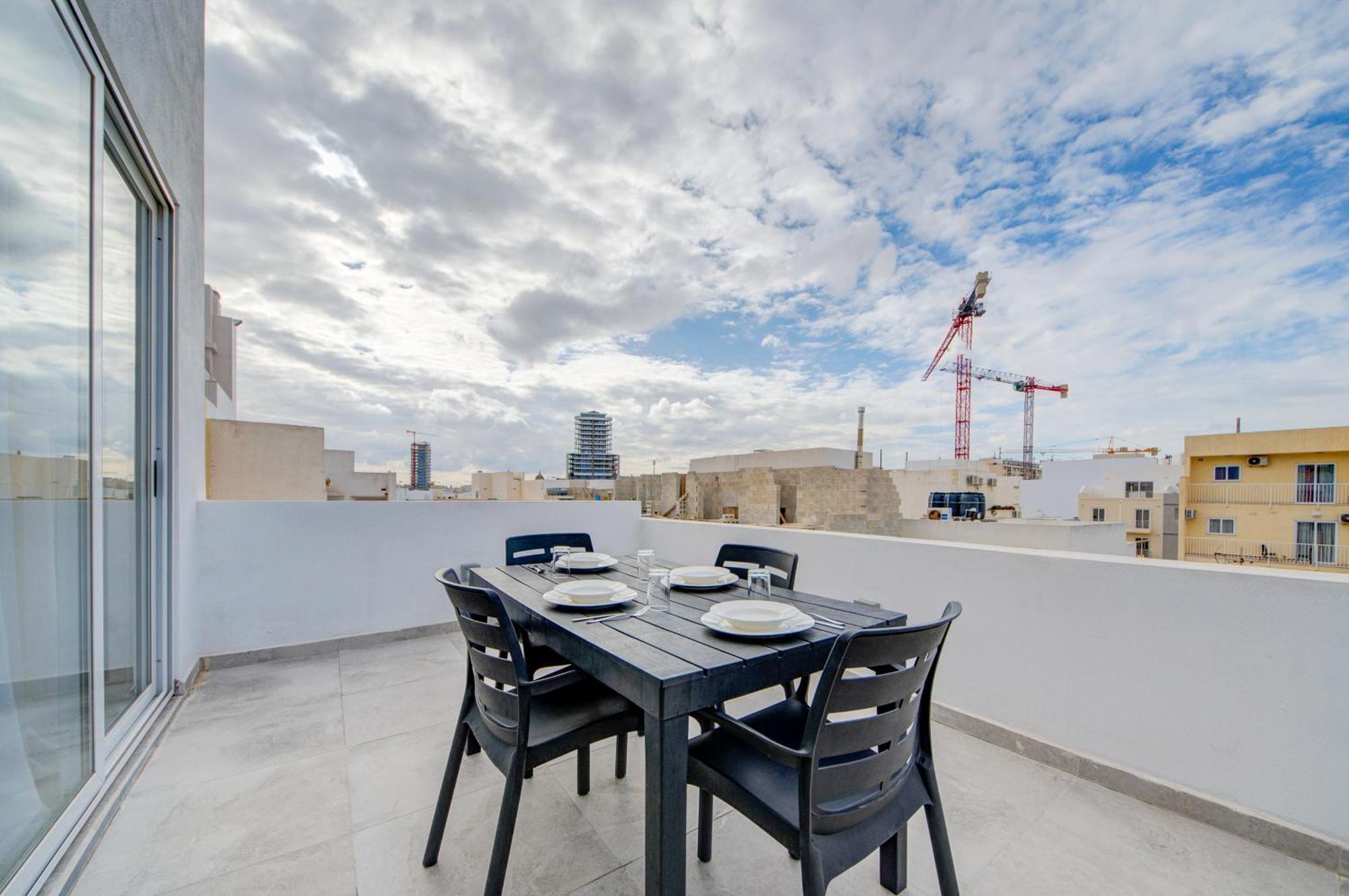 Marina Suites & Apartments - Self Catering - By Tritoni Hotels グジラ エクステリア 写真