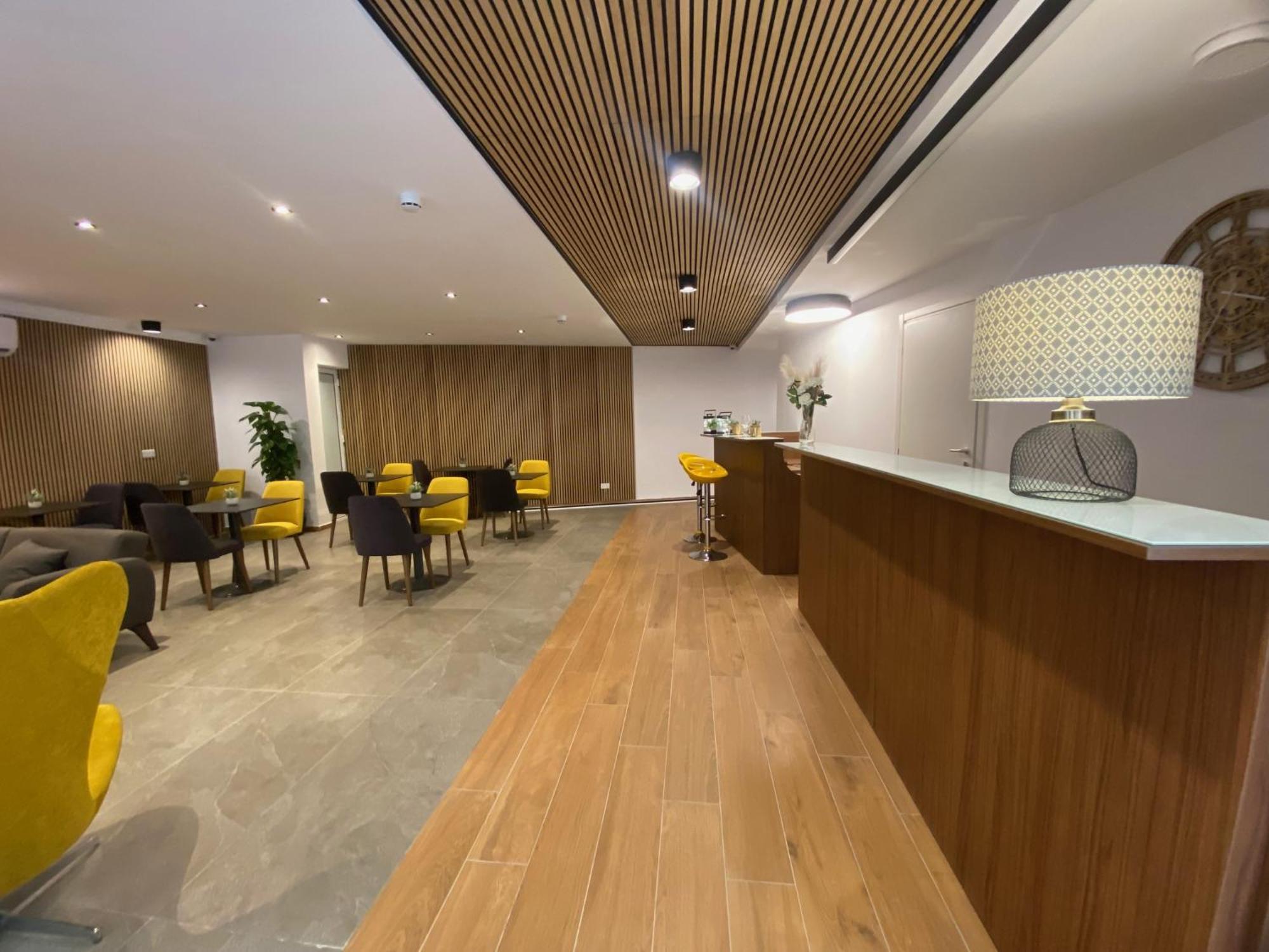 Marina Suites & Apartments - Self Catering - By Tritoni Hotels グジラ エクステリア 写真