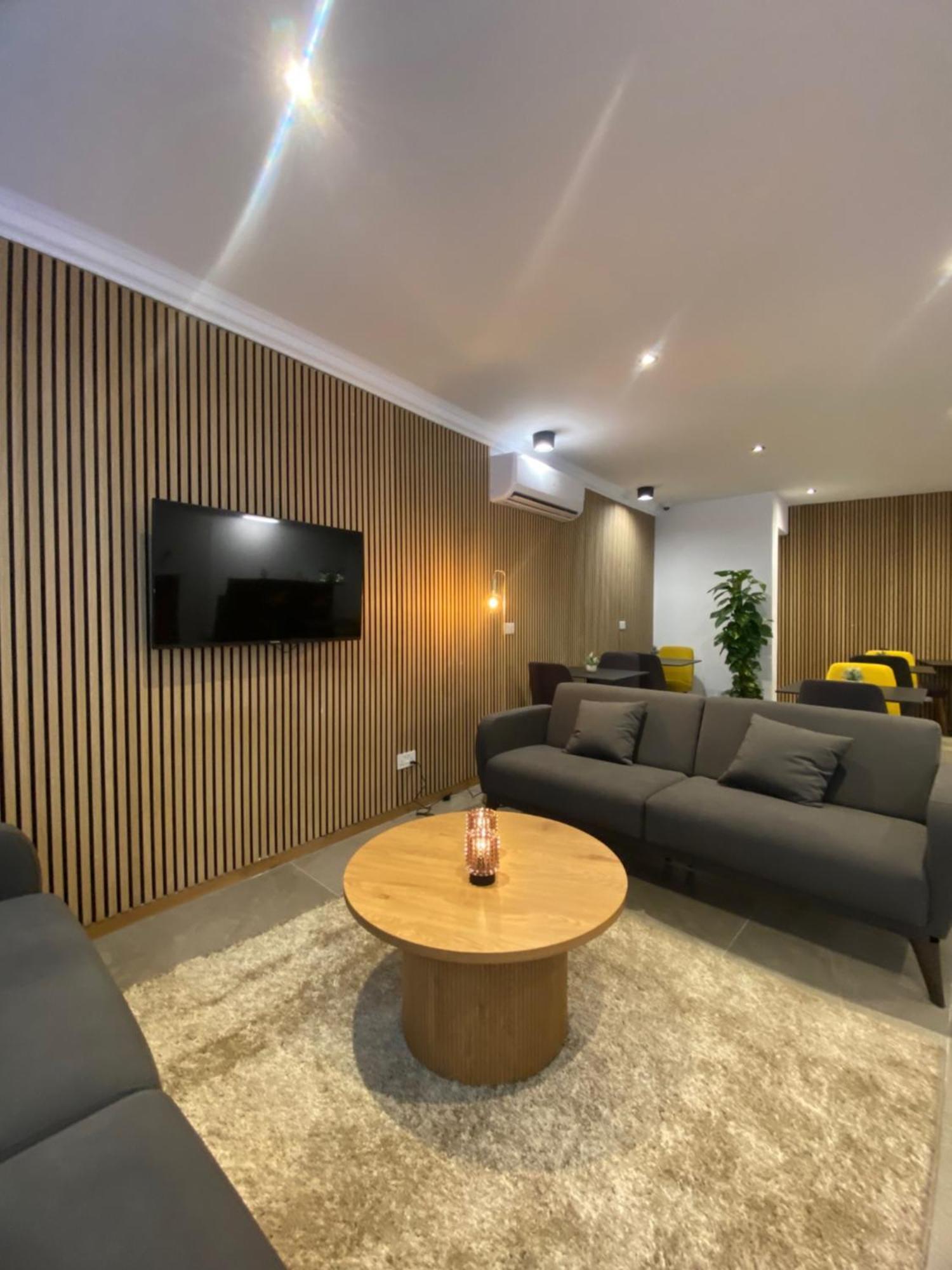 Marina Suites & Apartments - Self Catering - By Tritoni Hotels グジラ エクステリア 写真