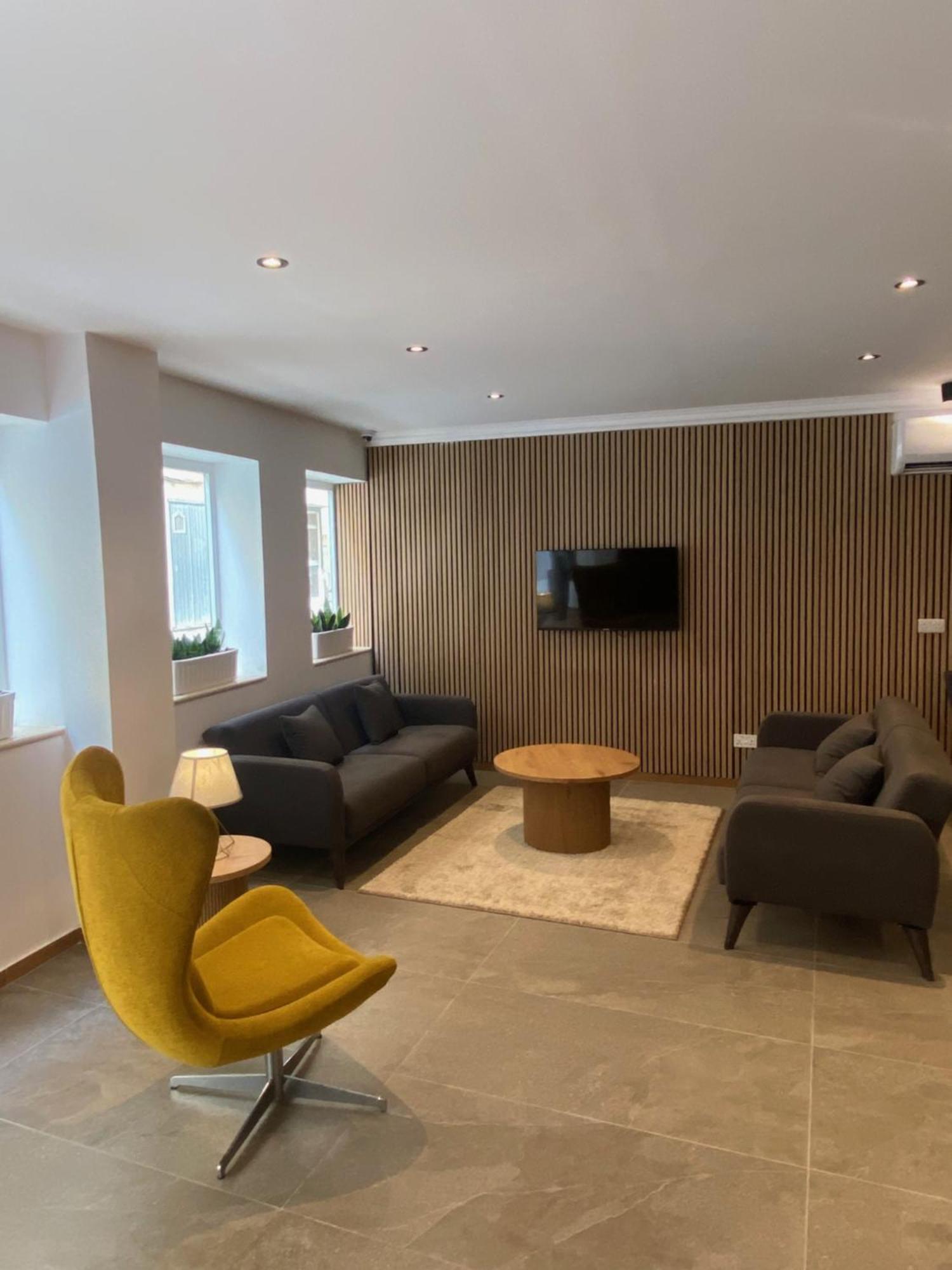 Marina Suites & Apartments - Self Catering - By Tritoni Hotels グジラ エクステリア 写真