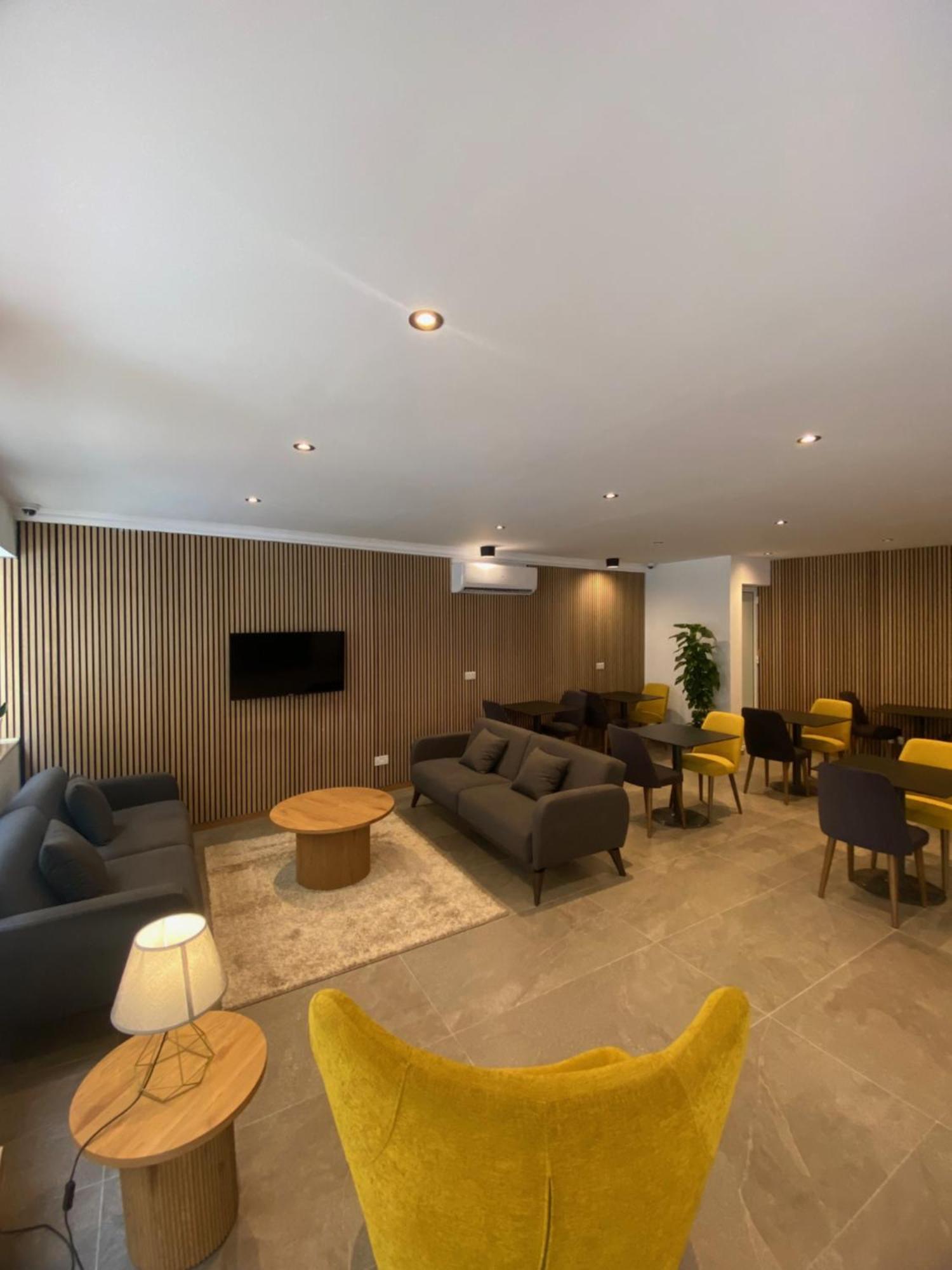 Marina Suites & Apartments - Self Catering - By Tritoni Hotels グジラ エクステリア 写真