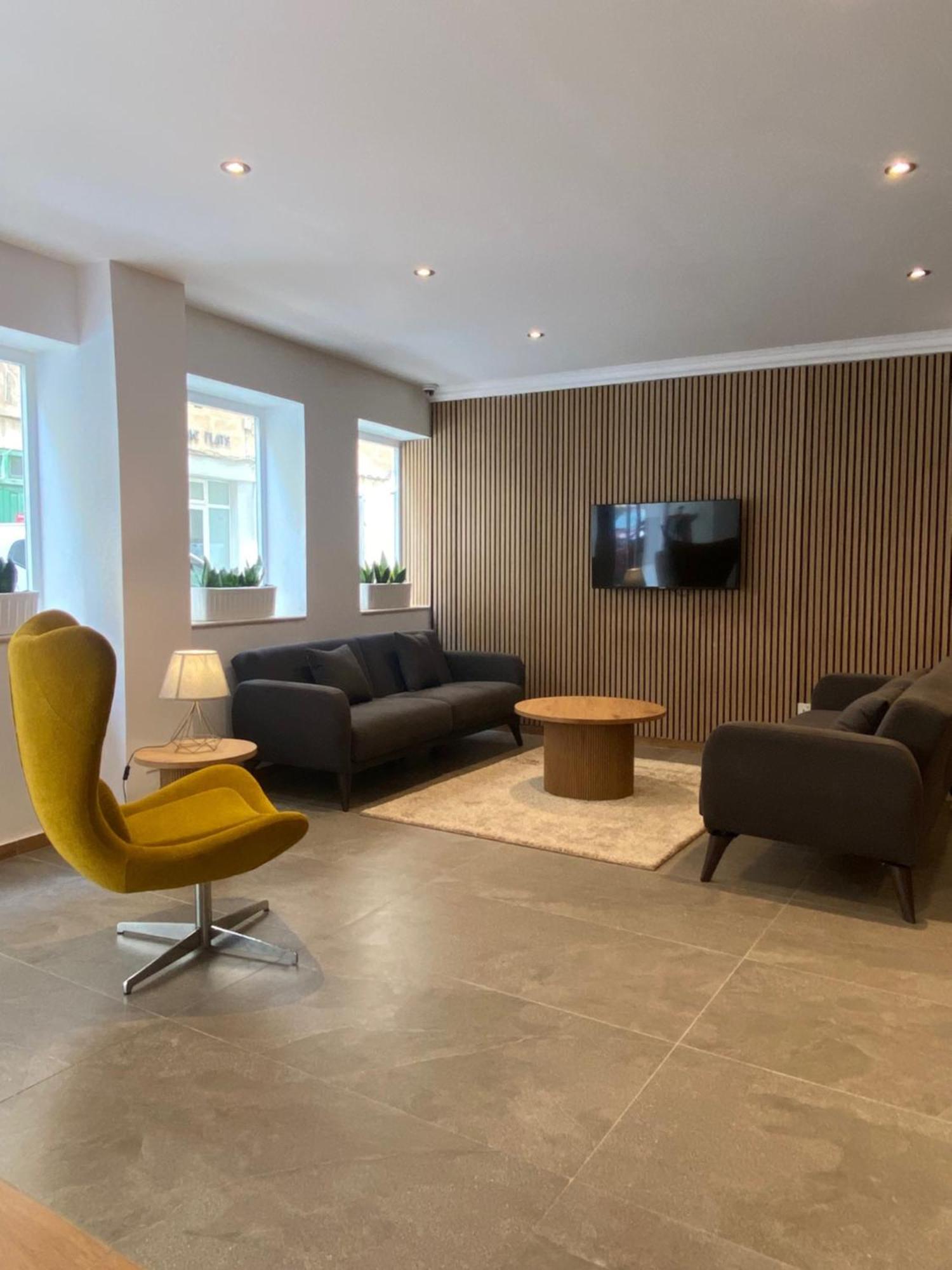 Marina Suites & Apartments - Self Catering - By Tritoni Hotels グジラ エクステリア 写真